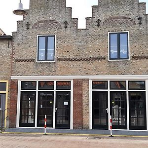 Schutter 7
